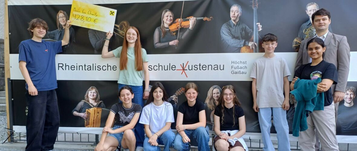 Scheckübergabe Scheckübergabe