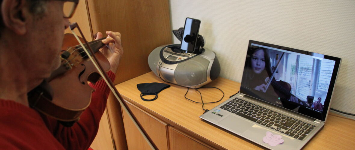 Digitaler Unterricht Violine mit Lehrer Iradj BastanSiar und Mia Cornal Digitaler Unterricht Violine mit Lehrer Iradj BastanSiar und Mia Cornal