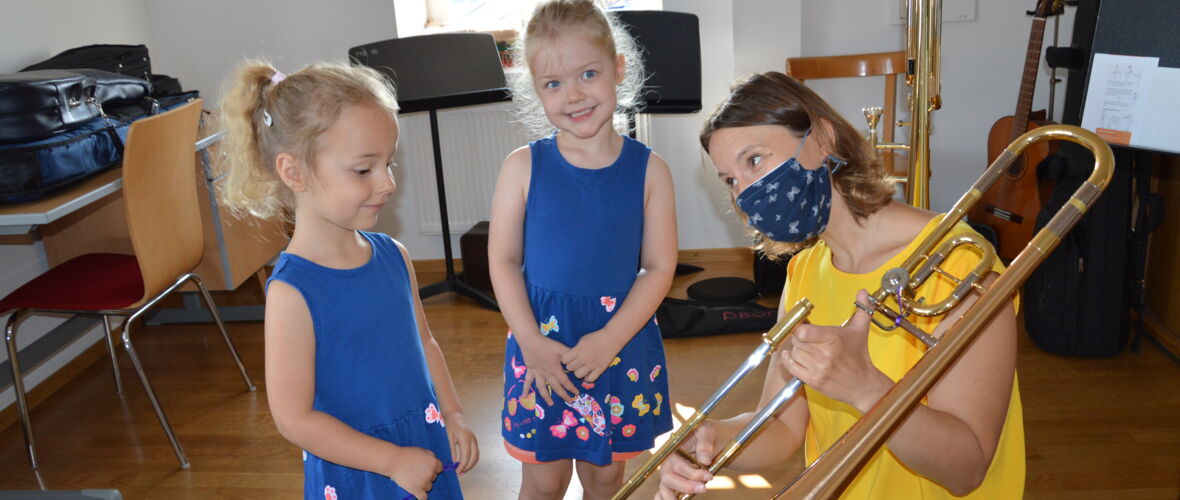 Foto 2 Posaunenlehrerin Ursula Lampert Foto 2 Posaunenlehrerin Ursula Lampert