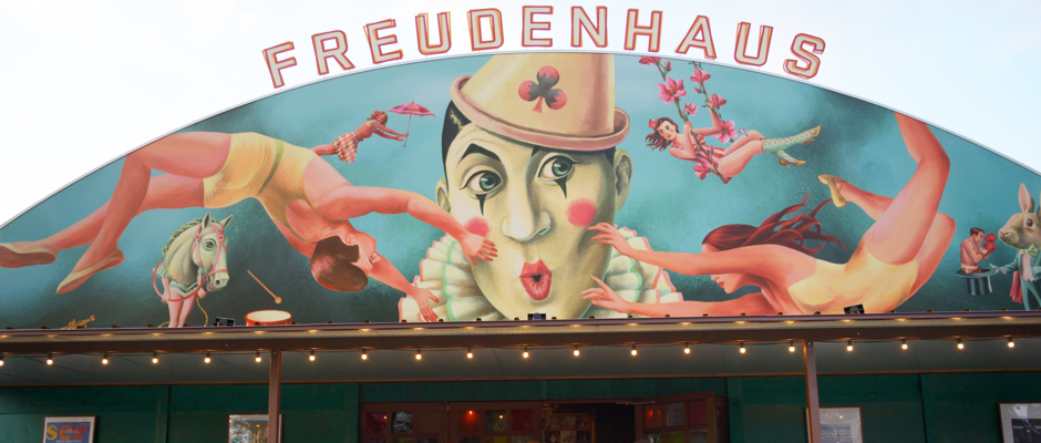 Freudenhaus_Außenansicht Freudenhaus_Außenansicht