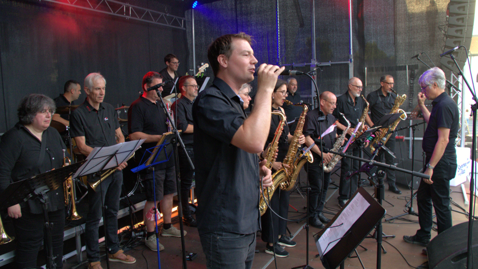 250627-jazzseminar-bei-sommer-am-platz-14_54619576409_o 250627-jazzseminar-bei-sommer-am-platz-14_54619576409_o